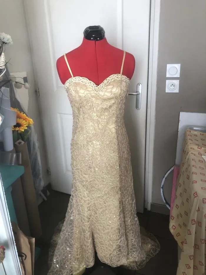 Robe de soirée couleur champagne crème T40 femme 👗 - photo numéro 2