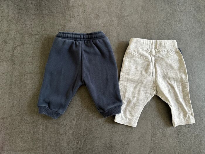 2 joggings - photo numéro 4