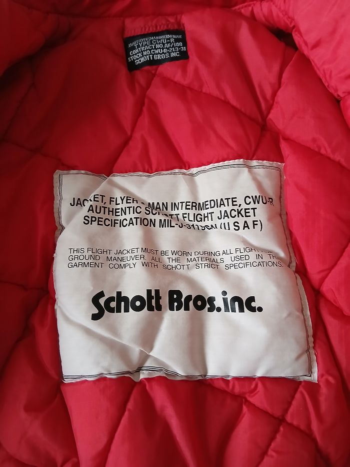 Doudoune Schott en très bon état - photo numéro 12