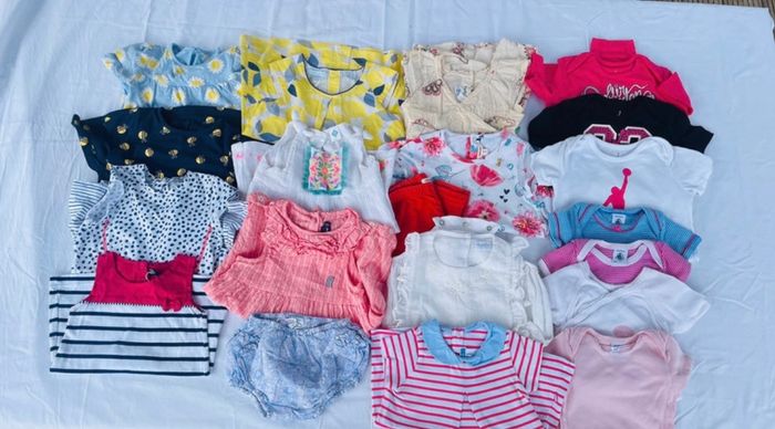 Lot 12 mois fille