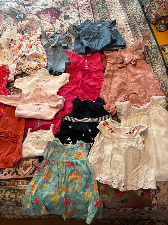 Lot de vêtements bébé fille 6 -9 mois - photo numéro 7