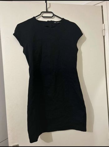 Robe noire à fermeture neuf