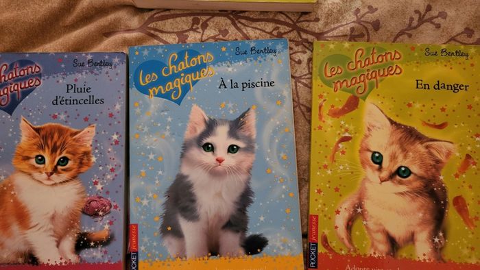 Lot livres enfants chiots et chats magiques - photo numéro 5