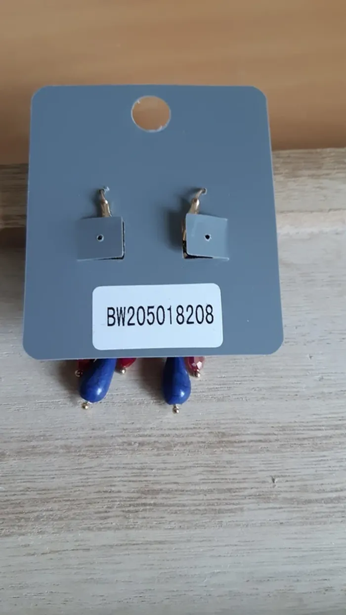 boucle d'oreille - photo numéro 2