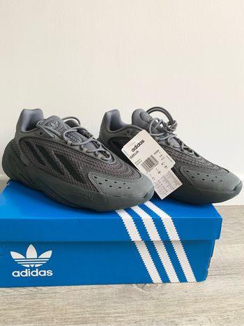 Baskets sneekers adidas Ozelia