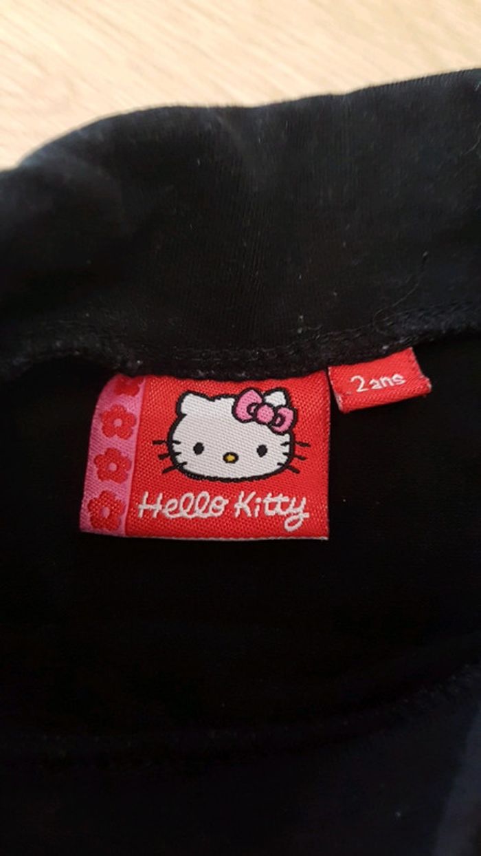 Sous pull hello kitty 2 ans - photo numéro 3