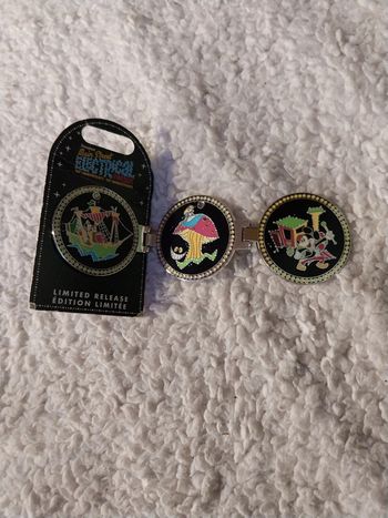 Pins Disney parade lumineuse