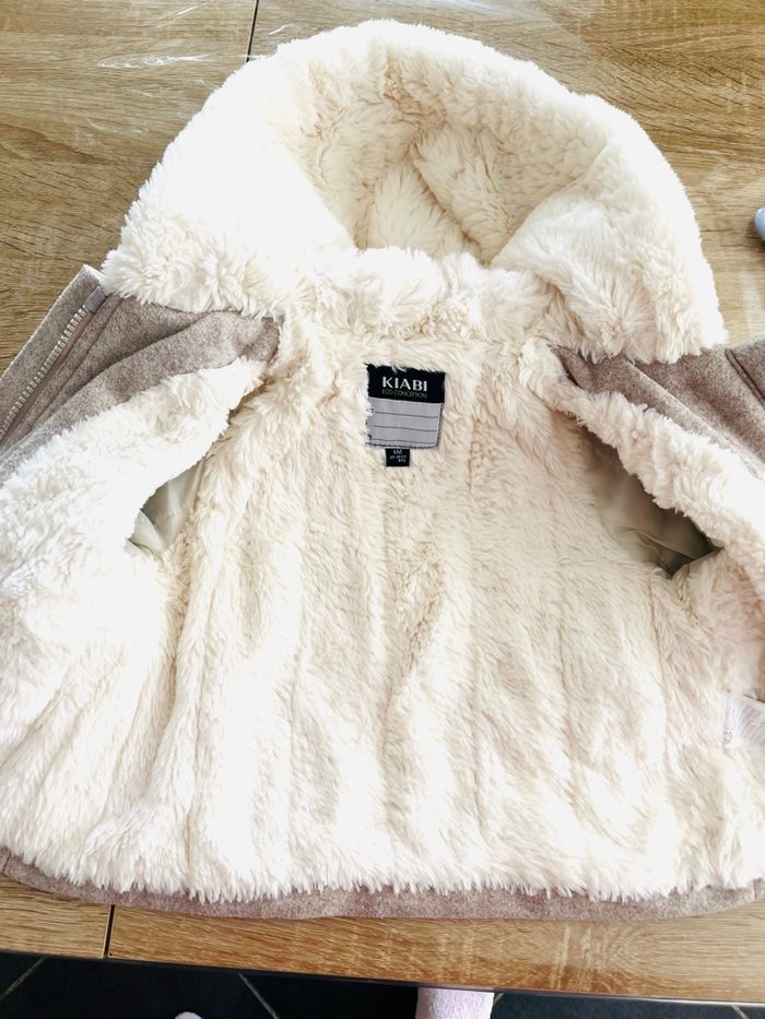 Duffle-coat beige avec capuche « Kiabi » taille 6 mois - photo numéro 3