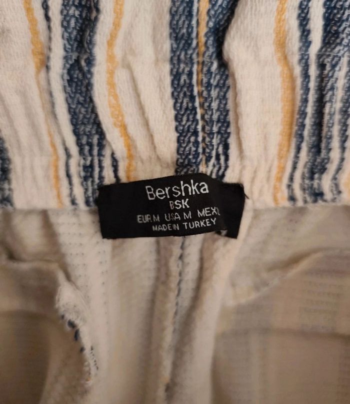 Short à rayures nouette à l'avant T M Bershka - photo numéro 4