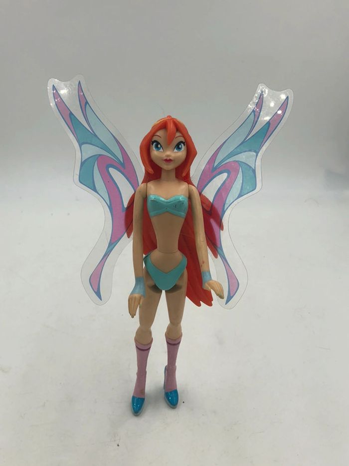 Poupée Winx Rainbow bloom