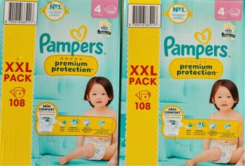 Lots 2 paquets de couches Pampers taille 4 prenium