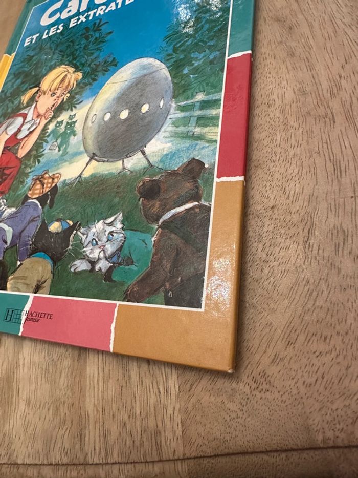 Livre rare damiers couleurs Caroline et les extraterrestres chats pouf vert Pierre Probst - photo numéro 3