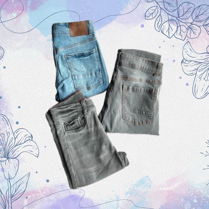 Lot 3 jeans fille 12 ans Parfait état