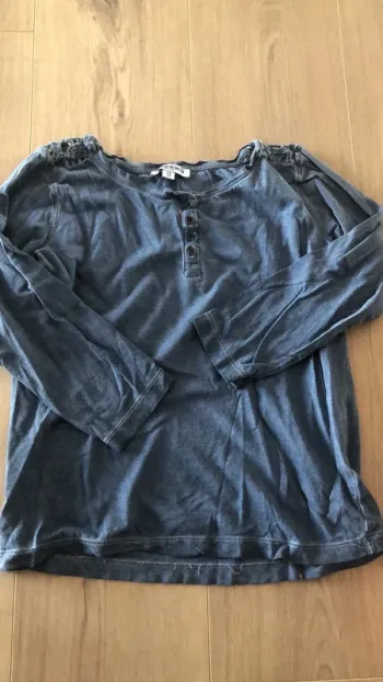 T-shirt bleu manches longues 14 ans