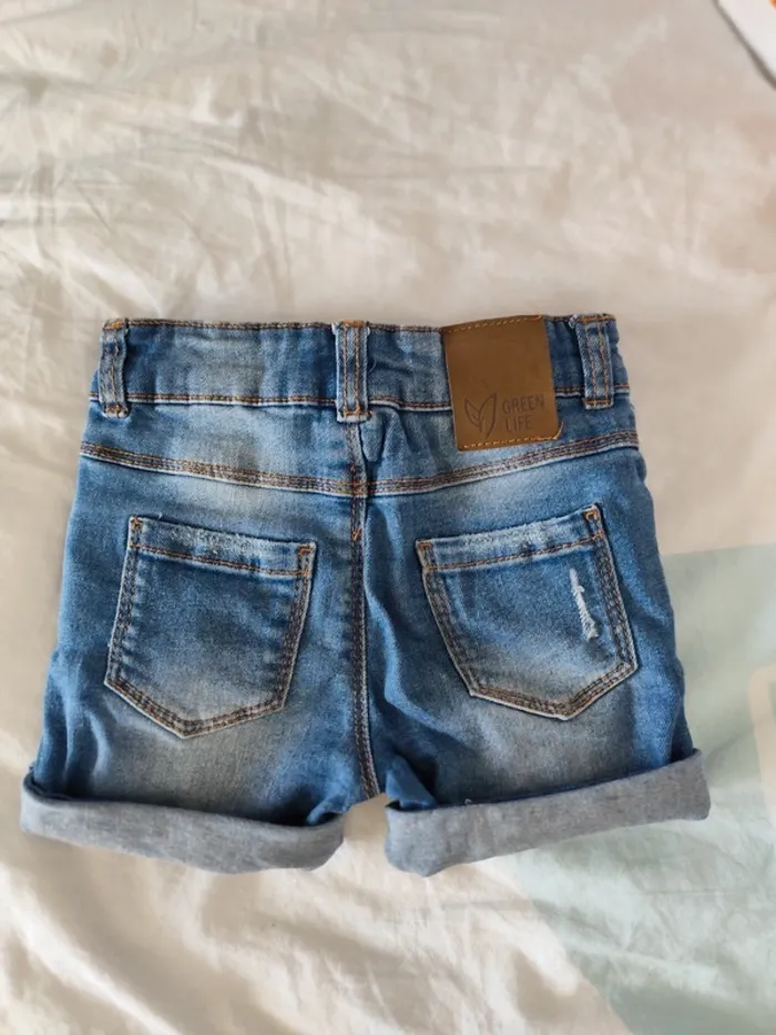 Short en jean 12 mois - photo numéro 2