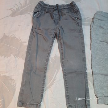 Lot pantalons légers garçon 4 ans