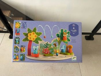 Djeco multi activité à poser en bois éveil