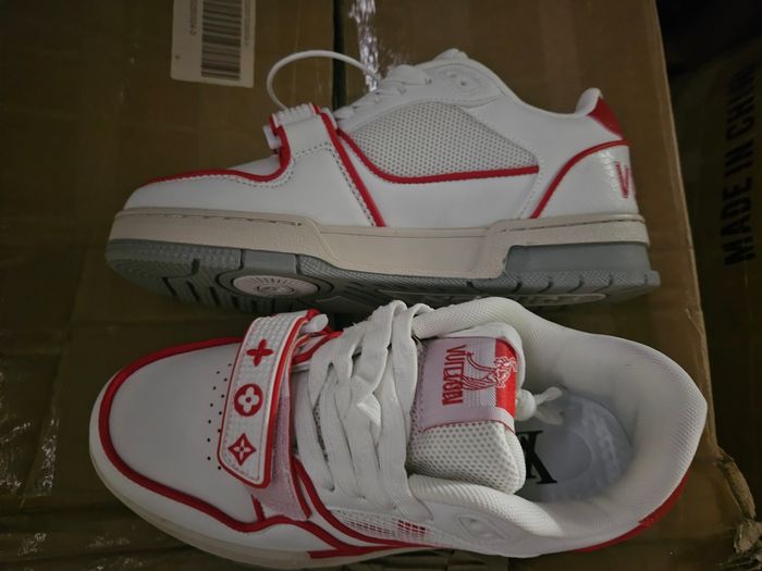 Basket chaussure taille 43 neuve - photo numéro 2