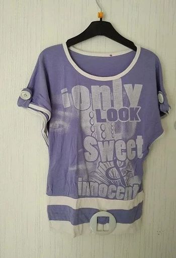 t-shirt long mauve et blanc 8 ans