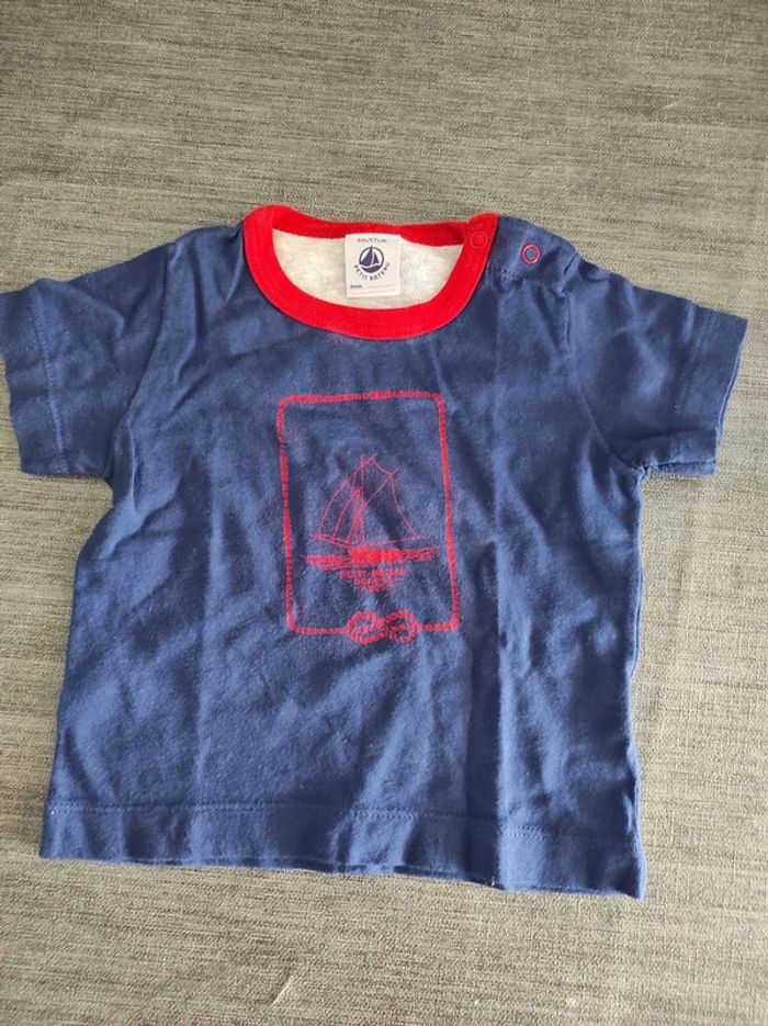 Tee shirt Petit Bateau 6 mois