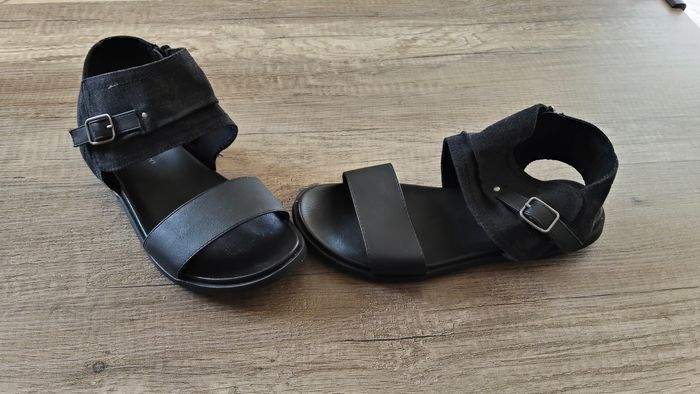 Chaussures femme neuves taille 38 - photo numéro 2