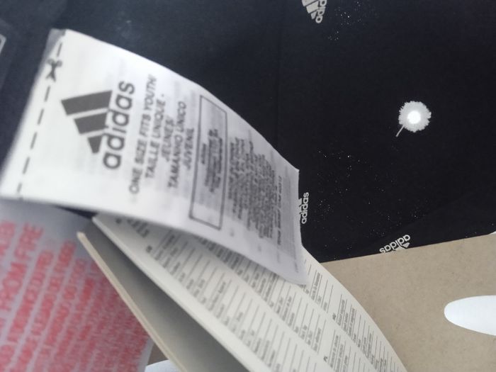 Casquette Adidas blanche et noire mixte OSFY neuve - photo numéro 3