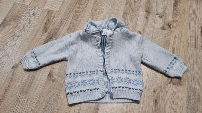 Gilet capuche - photo numéro 3