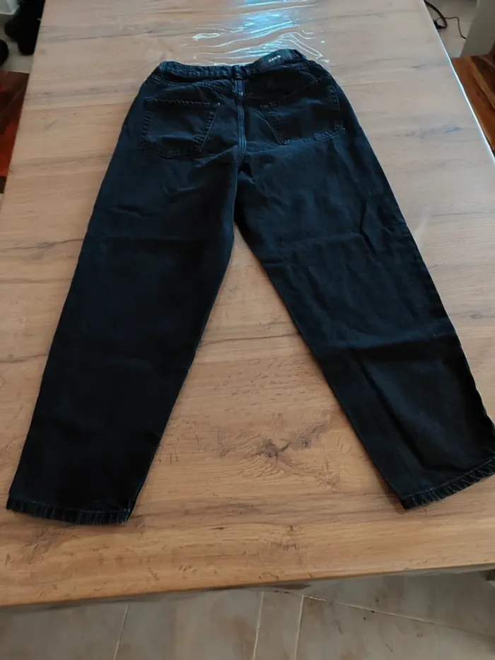 Jeans droit JJXX noir Taille XS. L'indispensable du dressing ! - photo numéro 3