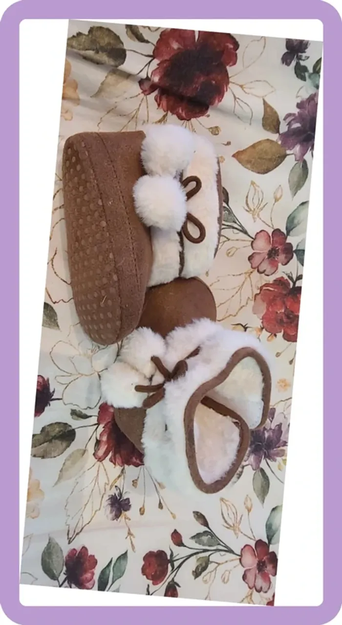 Chaussons à pompons et fourrés 19 - photo numéro 4