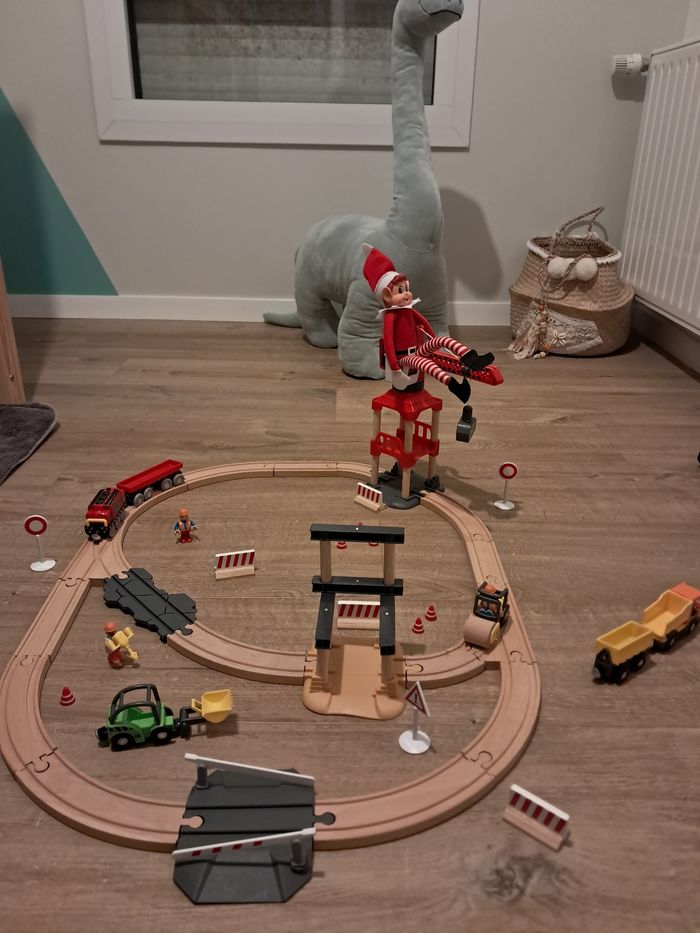 Chantier de construction ferroviaire en bois Playtive - photo numéro 2