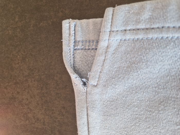 Sweat unisexe l'Air Marin - T. 12 ans / 152 cm - Bon état - photo numéro 5