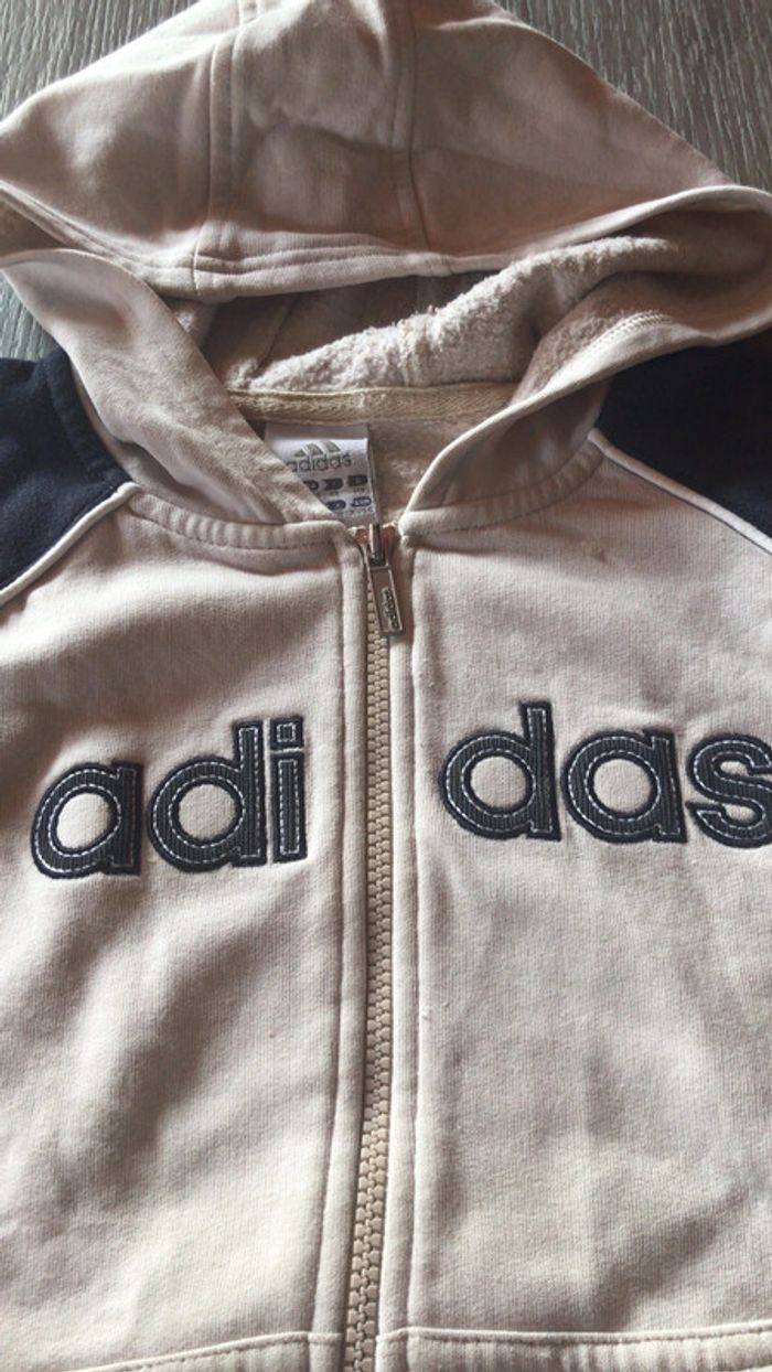 Adidas sweat à capuche taille 8 ans - photo numéro 2