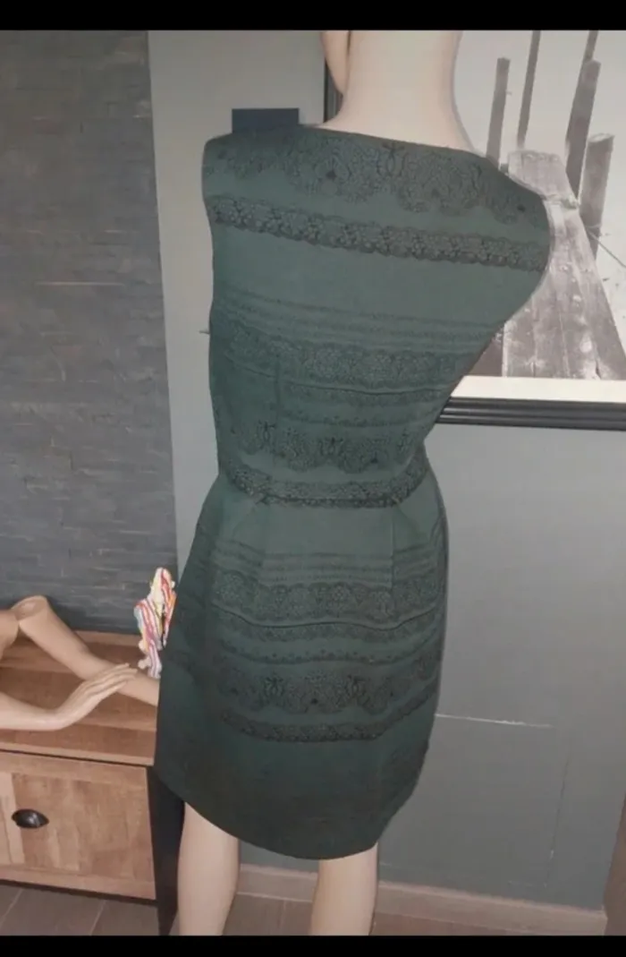 Robe naf naf taille 34 peu portée - photo numéro 3