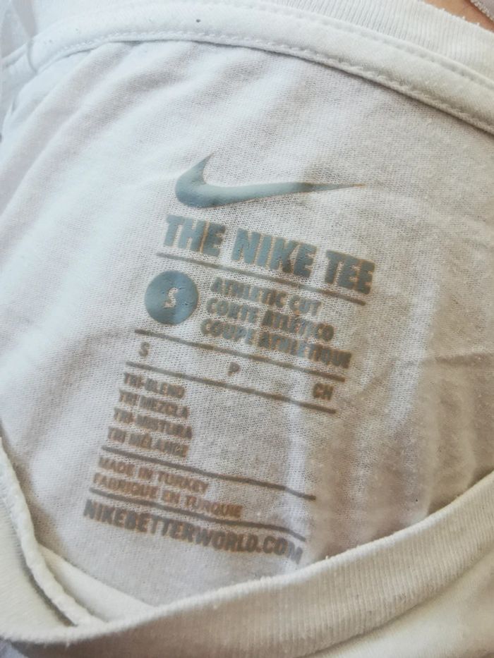 Tee-shirt Nike - photo numéro 4