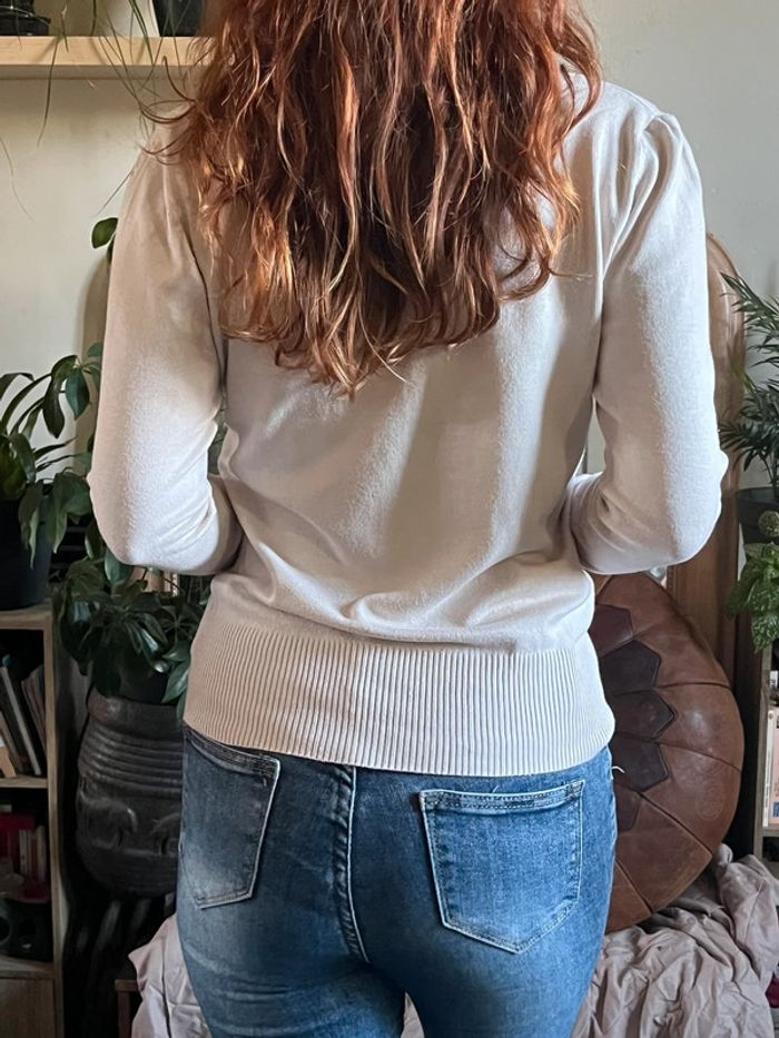 Haut fluide manche longue grand décolleté rond - blanc crème - photo numéro 10