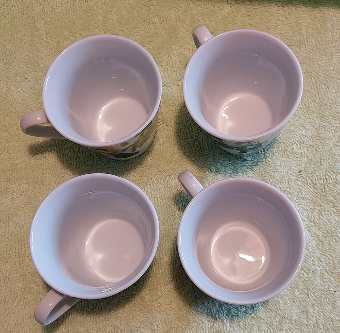 lot de 4 tasses Maxim's de Paris état neuf - photo numéro 3