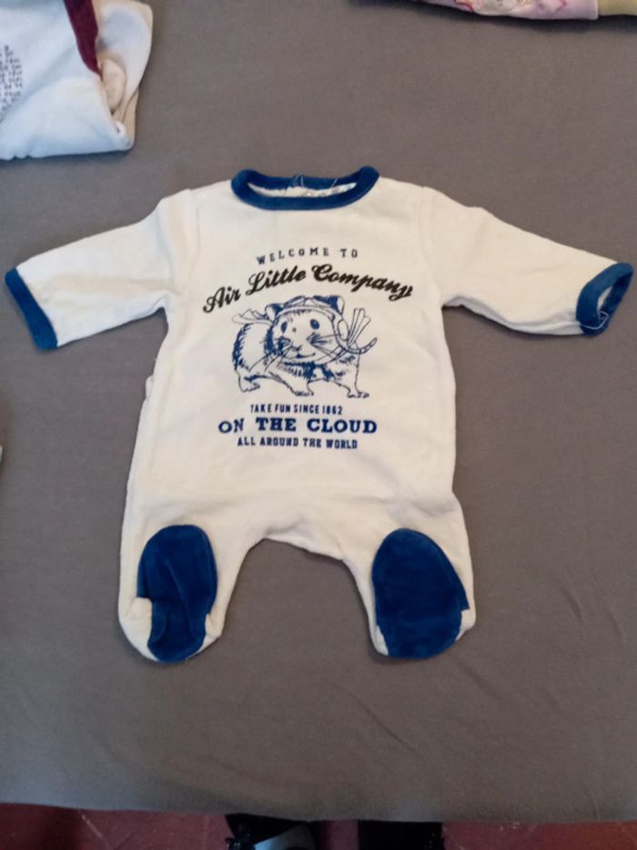 Lot de 2 pyjamas taille 0 - photo numéro 2