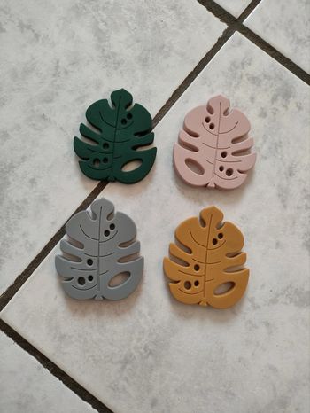 Anneaux de dentition feuilles