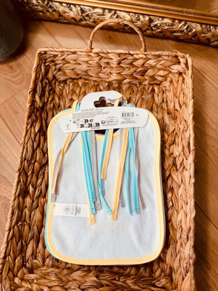 Lot de 7 bavoirs éponges garçon Tex jaune et bleu turquoise Neufs 💙 - photo numéro 8