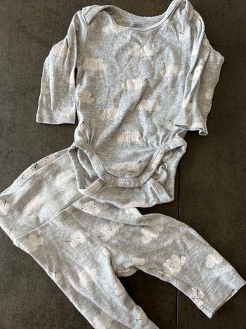 Body et pantalon sans pied