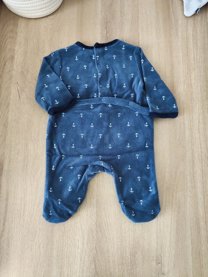 Pyjama ouverture derrière - photo numéro 2