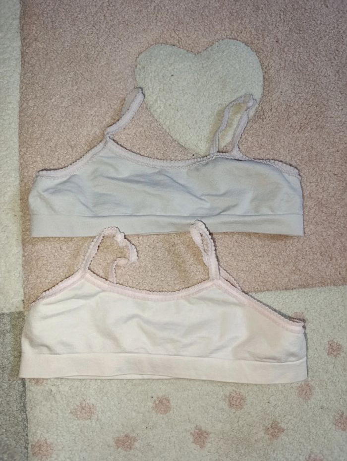 Lot de 2 brassières 4/5 ans