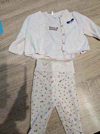 Ensemble bb 1 mois