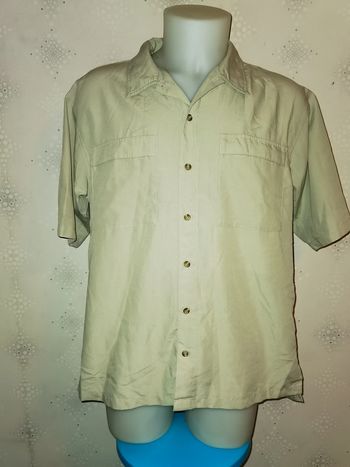 D2084 - chemise homme taille M