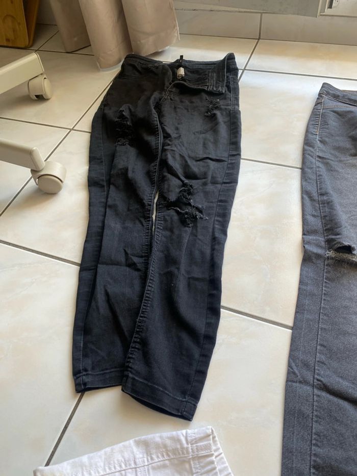 Lot de trois pantalons, Calzedonia, taille 34 - photo numéro 3