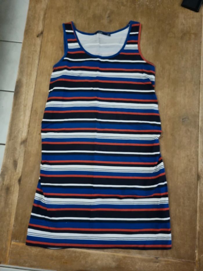 Lot 3 robes de grossesse en très bon état - photo numéro 9