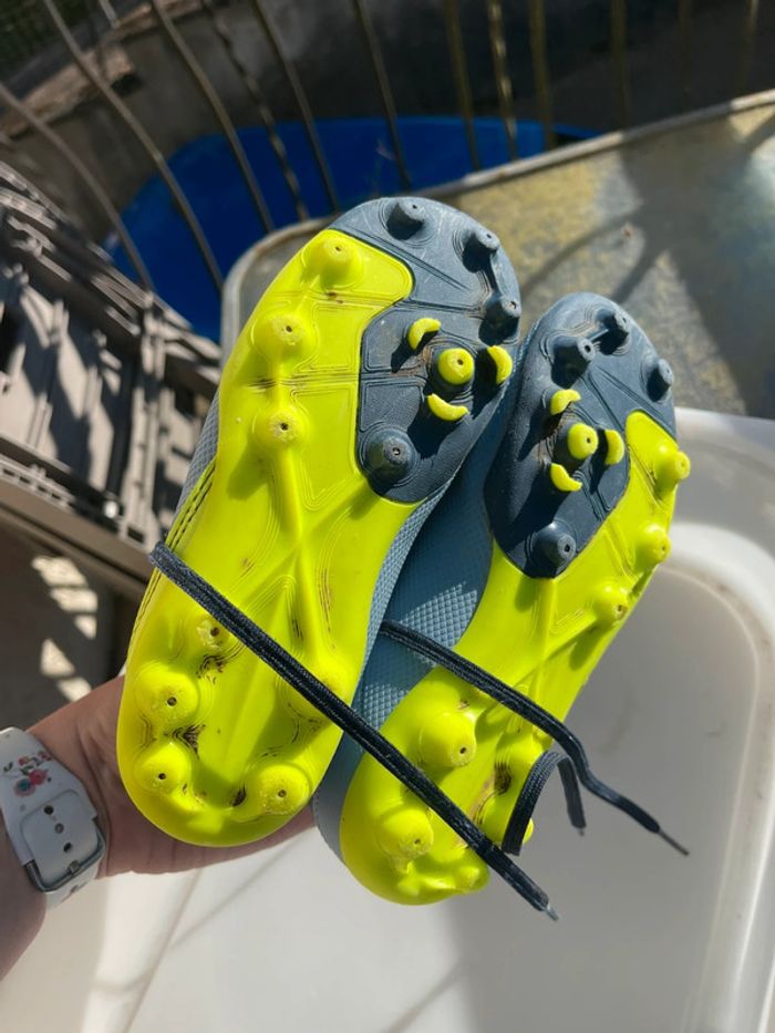Chaussure à crampon - photo numéro 5