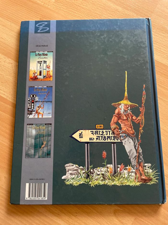 BD le pays du miroir - photo numéro 2