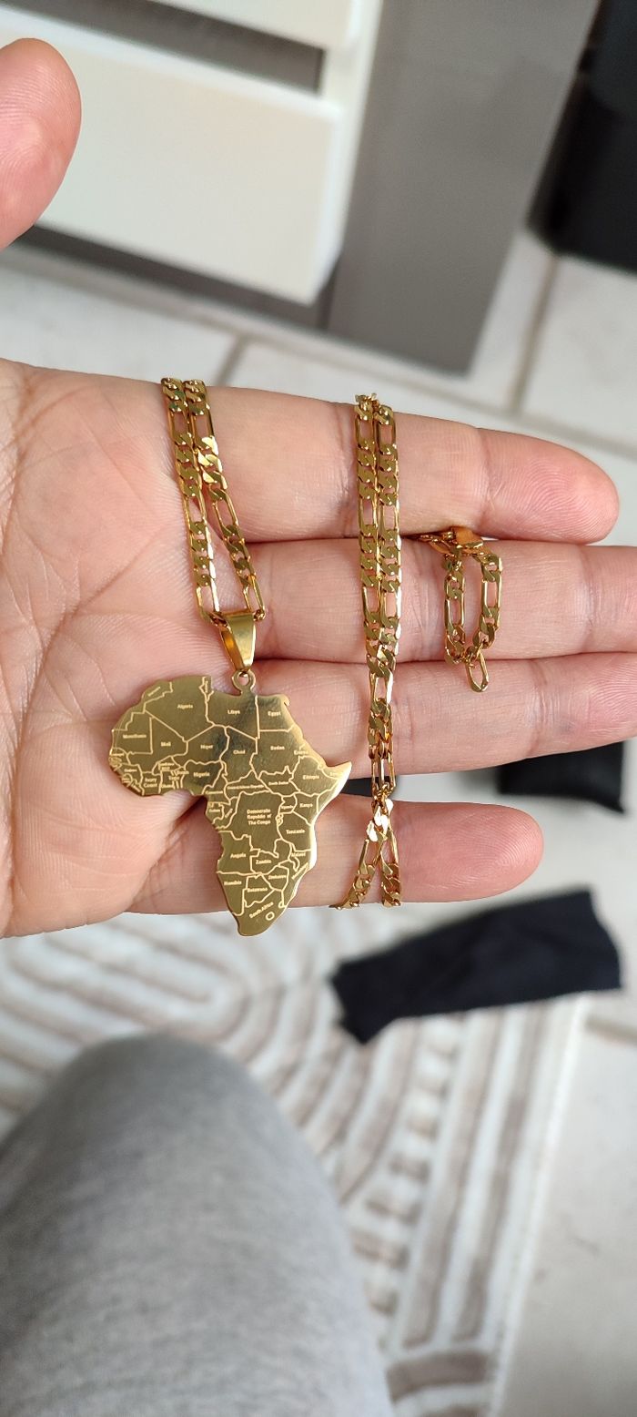Collier avec pendentif carte d'Afrique - photo numéro 3