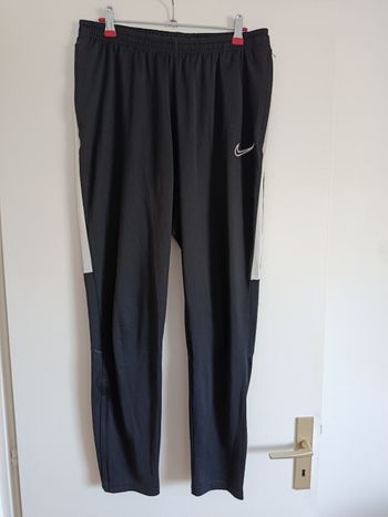 Jogging noir Nike
